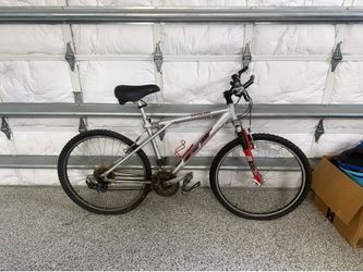 GT Mountain Bike