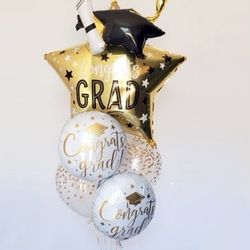 Grad Balloon Bouquet 🎈