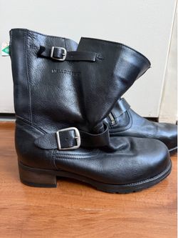 Women's Mellow Walk steel-toe work boots, size US 8.5D. Genuine black leather Steel toe safety boots Made in Canada Side zipper for easy on/off ASTM F