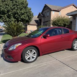 Clean Title 2013 Altima Coupe