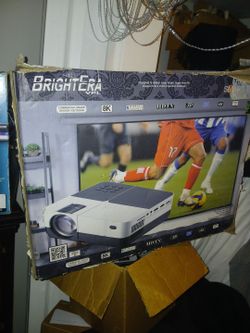 Smart TV projector 8k