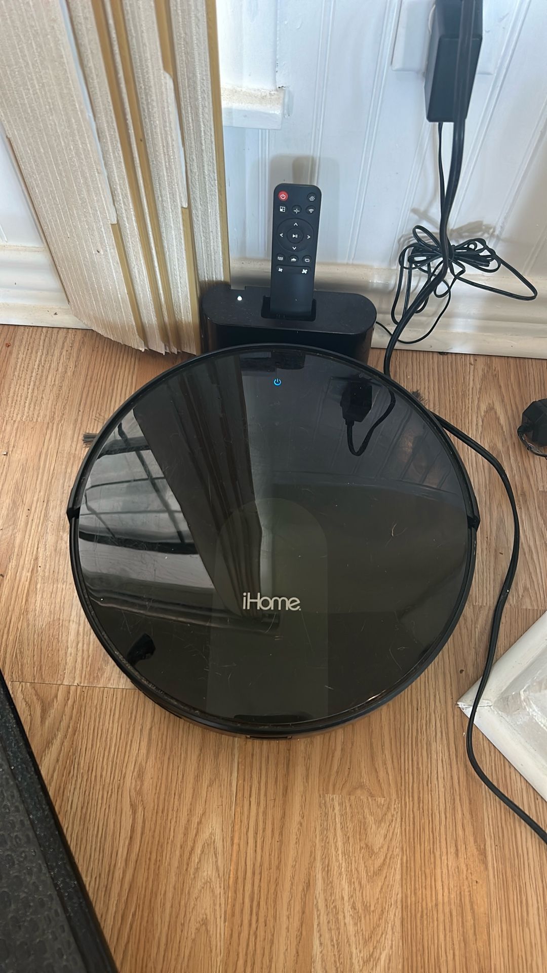 I Home Remote Vacuum Cleaner