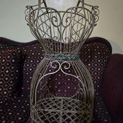 vintage-style wire dress Mannequin Form