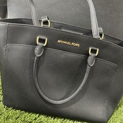 Black Michael Kors Tote