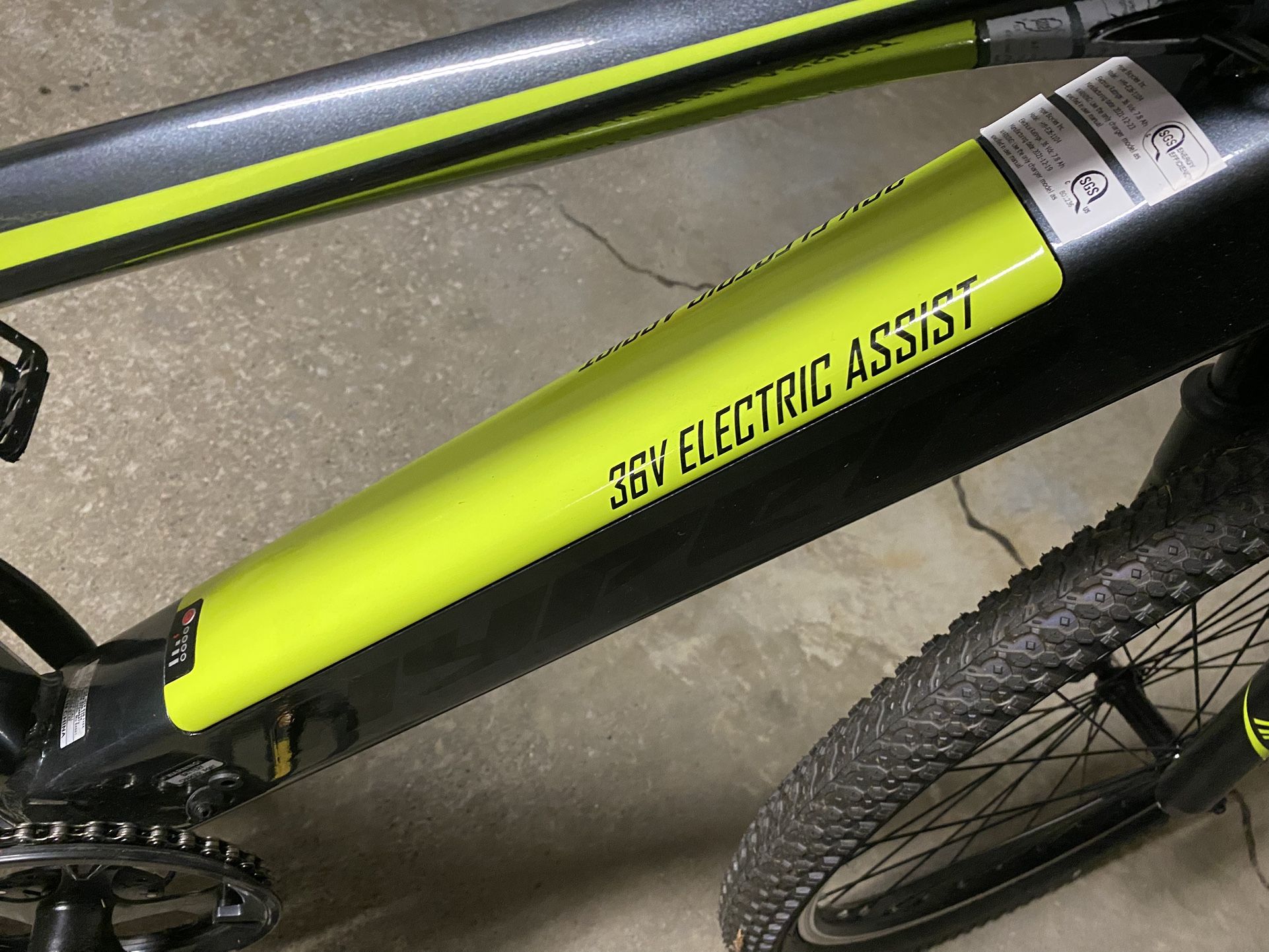 26 Hyper Bicycles 36v Electric Mountain Bike