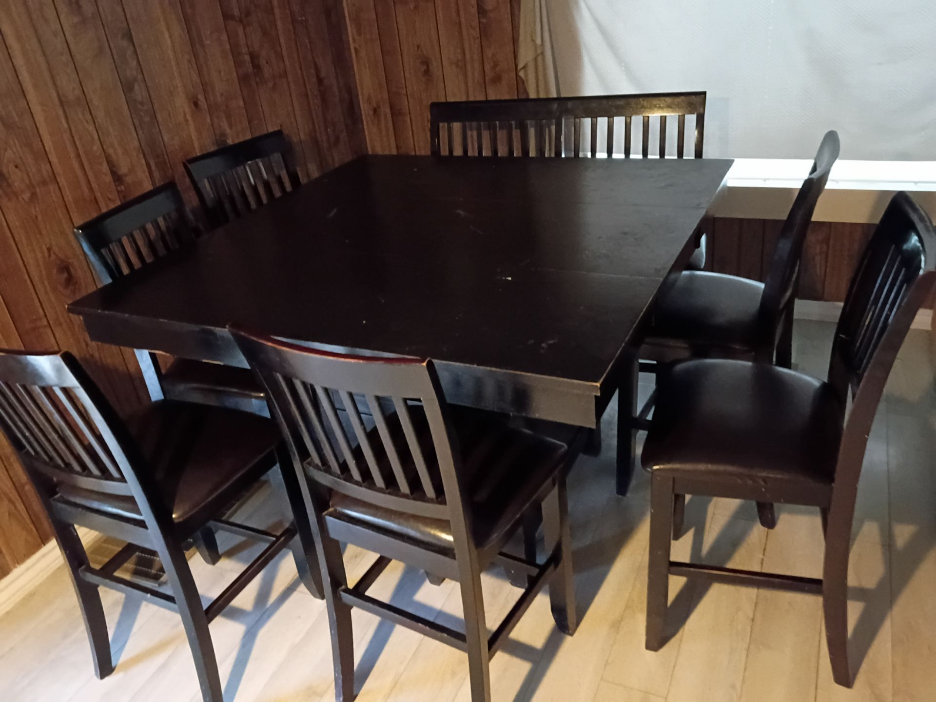 Dining table countertop height 8 person