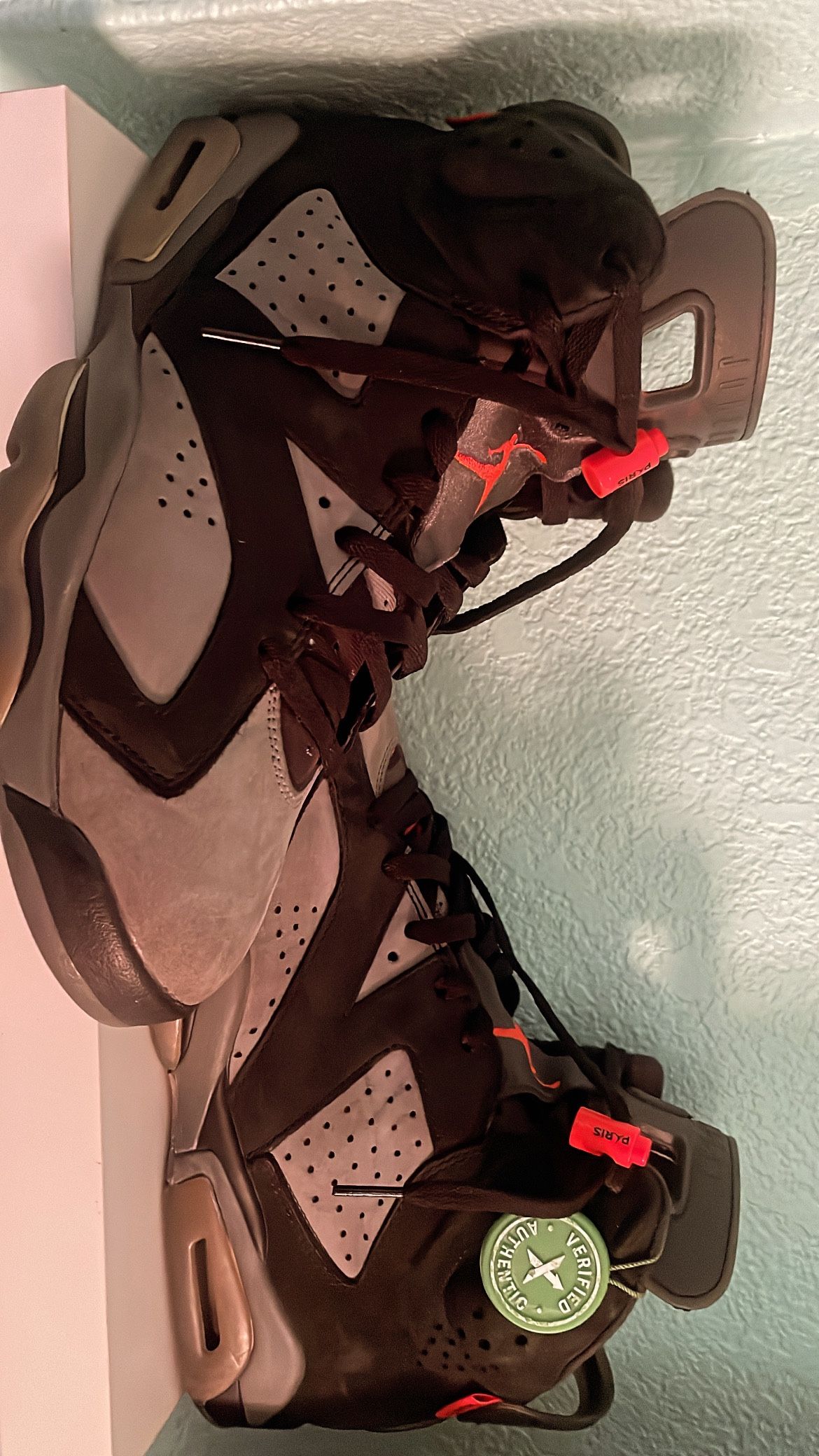 Jordan 6 Retro