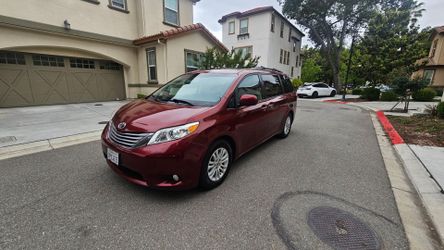 2015 Toyota Sienna