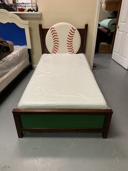 Twin bed memory foam mattress