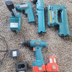 Makita Drill Set