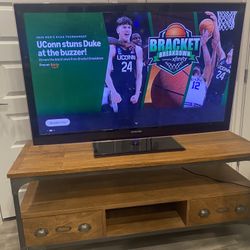 World Market TV Stand— With FREE TV