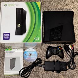 XBOX 360 SLIM CONSOLE WITH VIDEO GAME & CONTROLLER