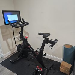 Peloton Bike 2022