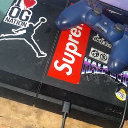 PS4