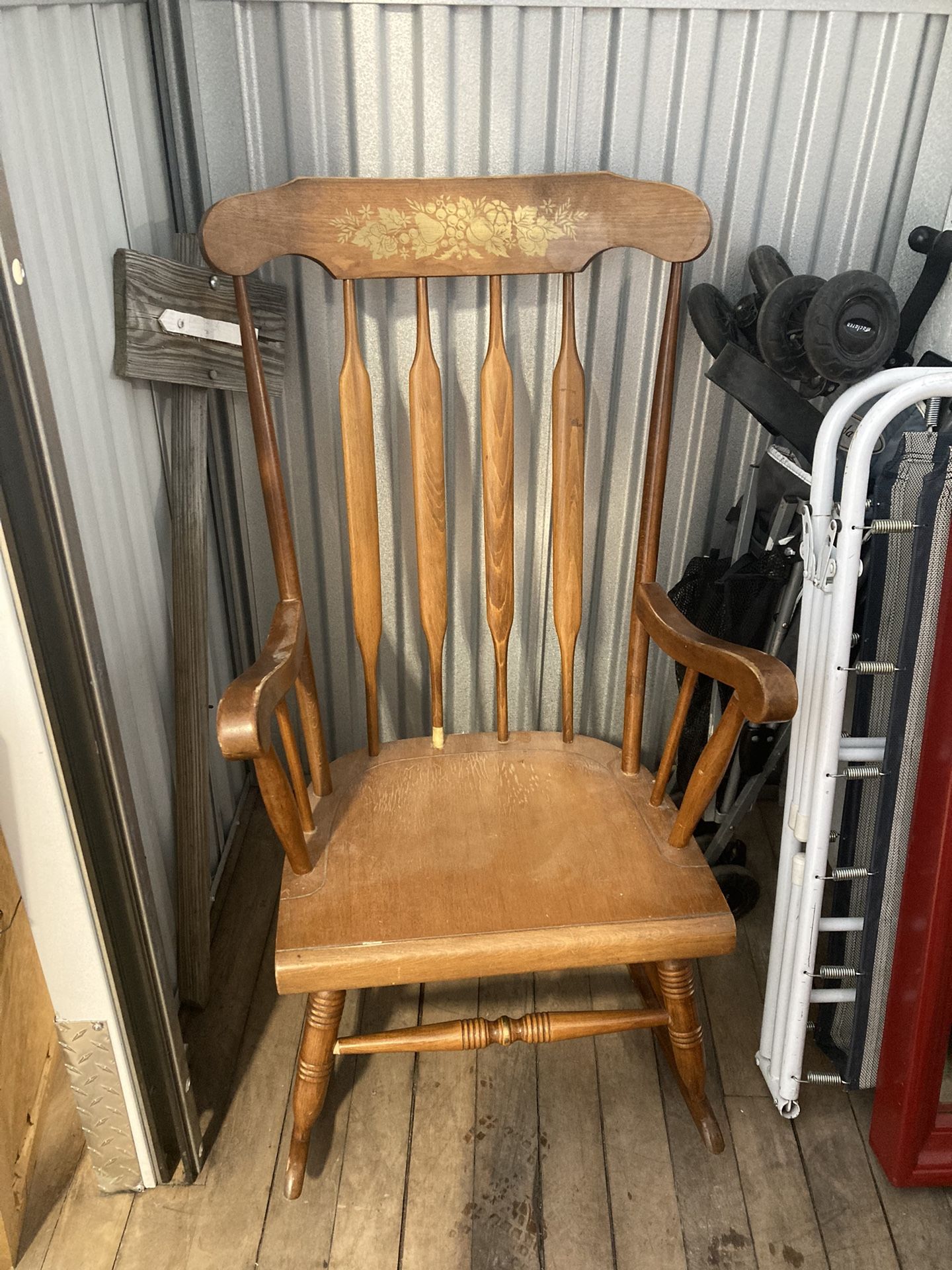 Rocking Chair 