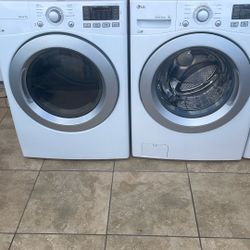 Lavadora Y Secadora Lg En Buen Estado. Negocio Particular 