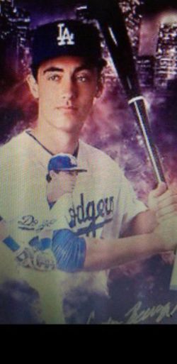 Dodgers cody bellinger autograph edit graph