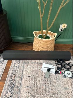 Vizio Soundbar with Remote and Cables