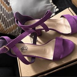 Purple heels NEW