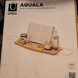 Umbra Aquala Bamboo Bathtub Caddy