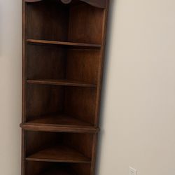 2  Corner Shelves 