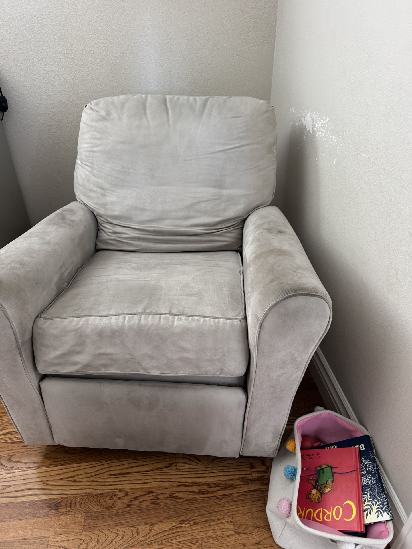 Free Recliner/glider