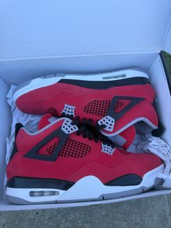 Jordan 4 Retro