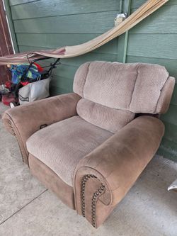 RECLINER