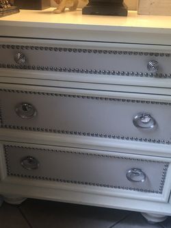Dresser X 2