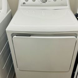 Ge Rarely Used Washer And Dryer 