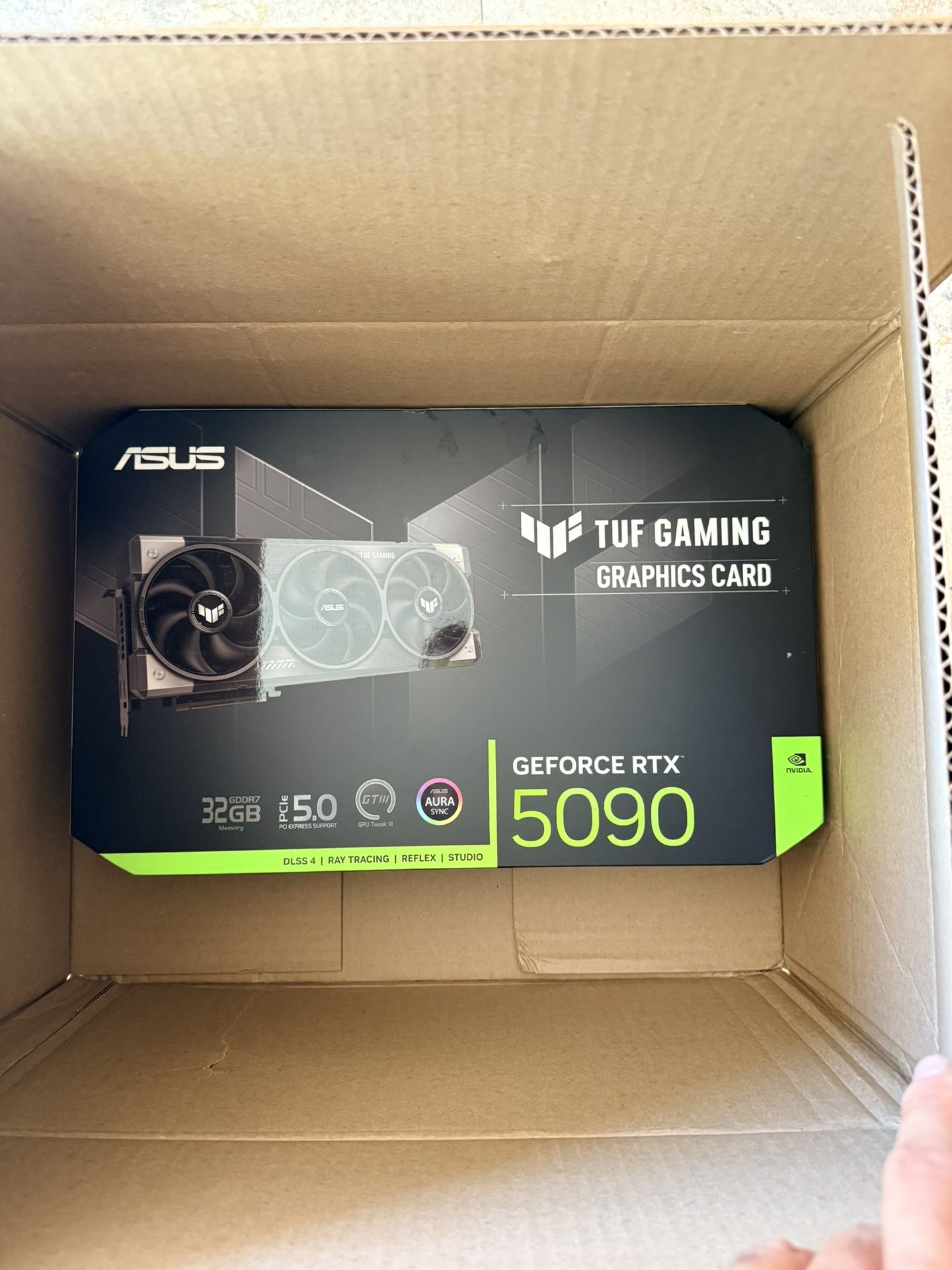 ASUS RTX 5090 TUF GAMING edition GPU