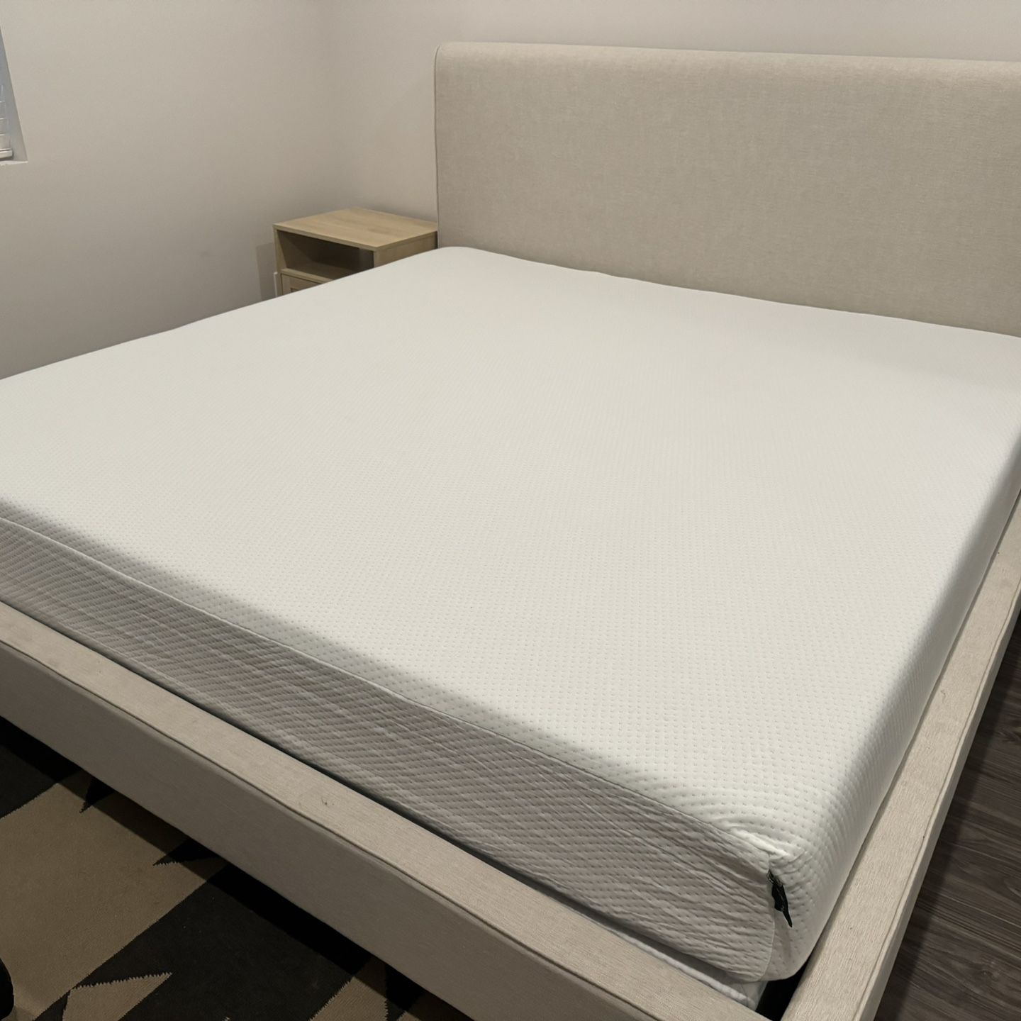 King size mattress (frame Not Included) 