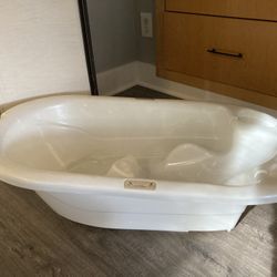 Primo Baby Bath Tub