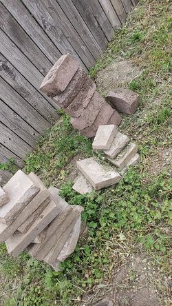 Bricks decor, fire pit