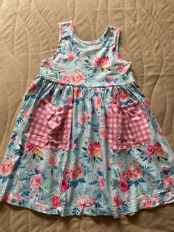 Toddler girl dress size 5T, new