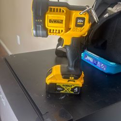 Dewalt LED Light 20 Volts Used Semi New 