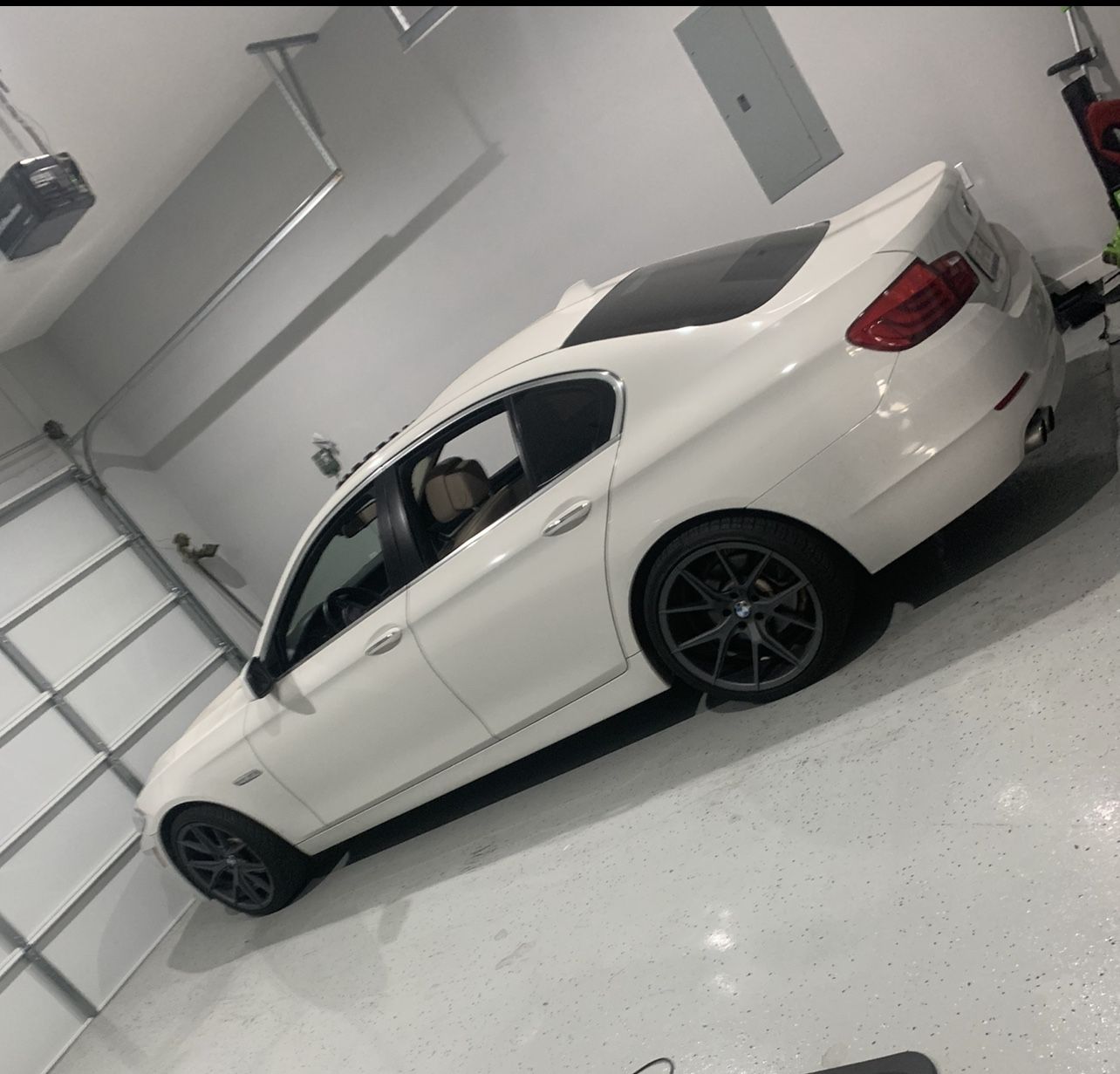 2011 BMW 528i