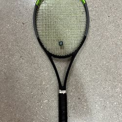 WILSON BLADE 98 tennis racket