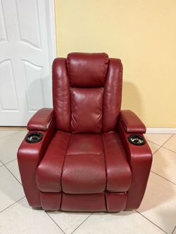 Sillón reclinable rojo con portavasos – Usado – $60