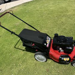 MTD Mower with a Honda Engine 