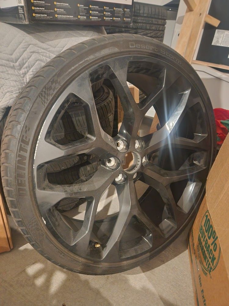 26 Inch Black Snowflake Wheels