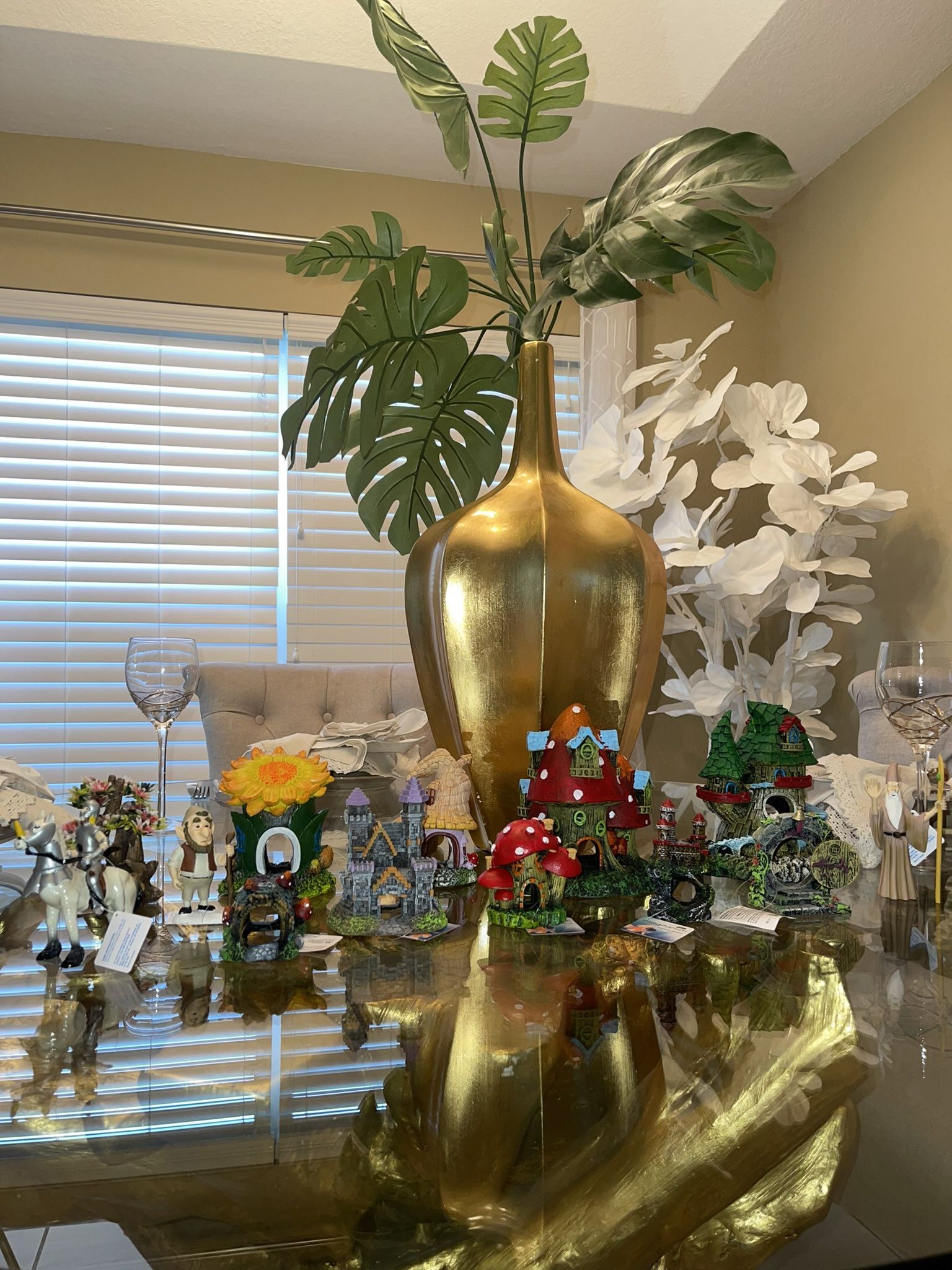 Fish Tank Decorations: Fairytale Edition