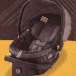 baby car  sit in box