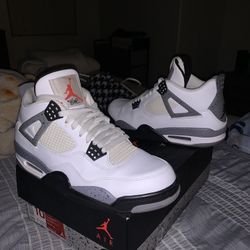 Jordan 4 Retro White Cements (2012)