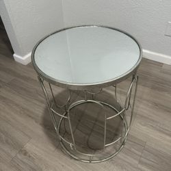 Accent Table 