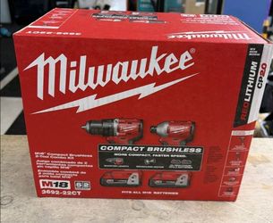 Milwaukee compact drill M18 3692-22CT