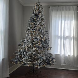 9.5 ft Flocked Christmas Tree 
