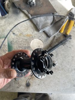 Front 20mm Hub