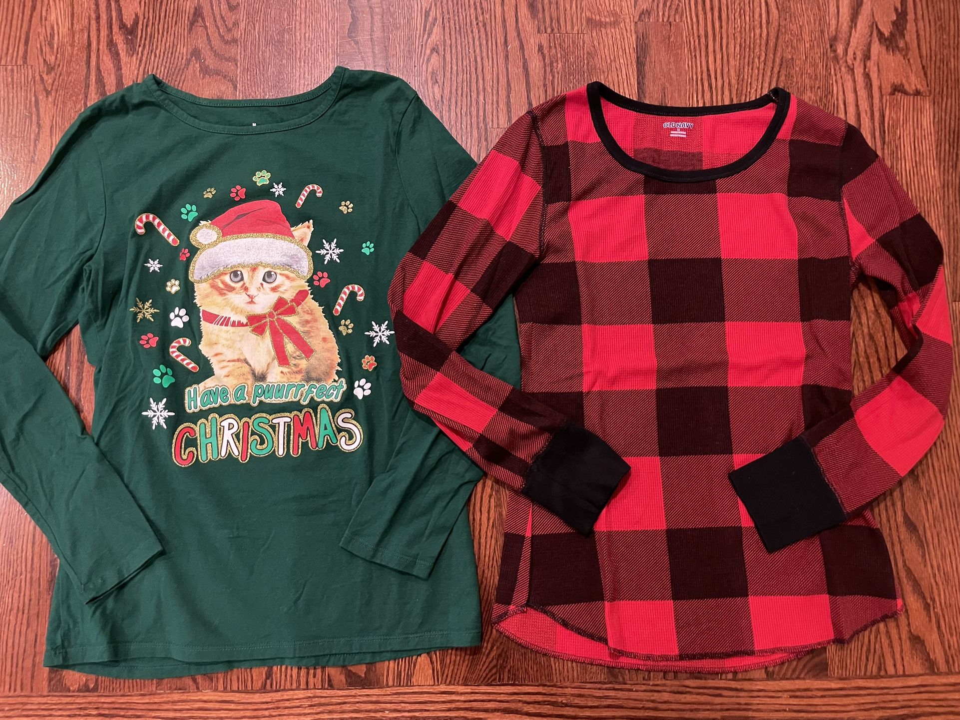Women’s Size Medium Christmas Holiday Top Set: Old Navy Buffalo Plaid + Cat Top