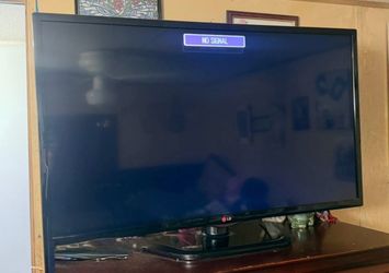 LG 40 Inch Tv & Amazon Streaming Stick